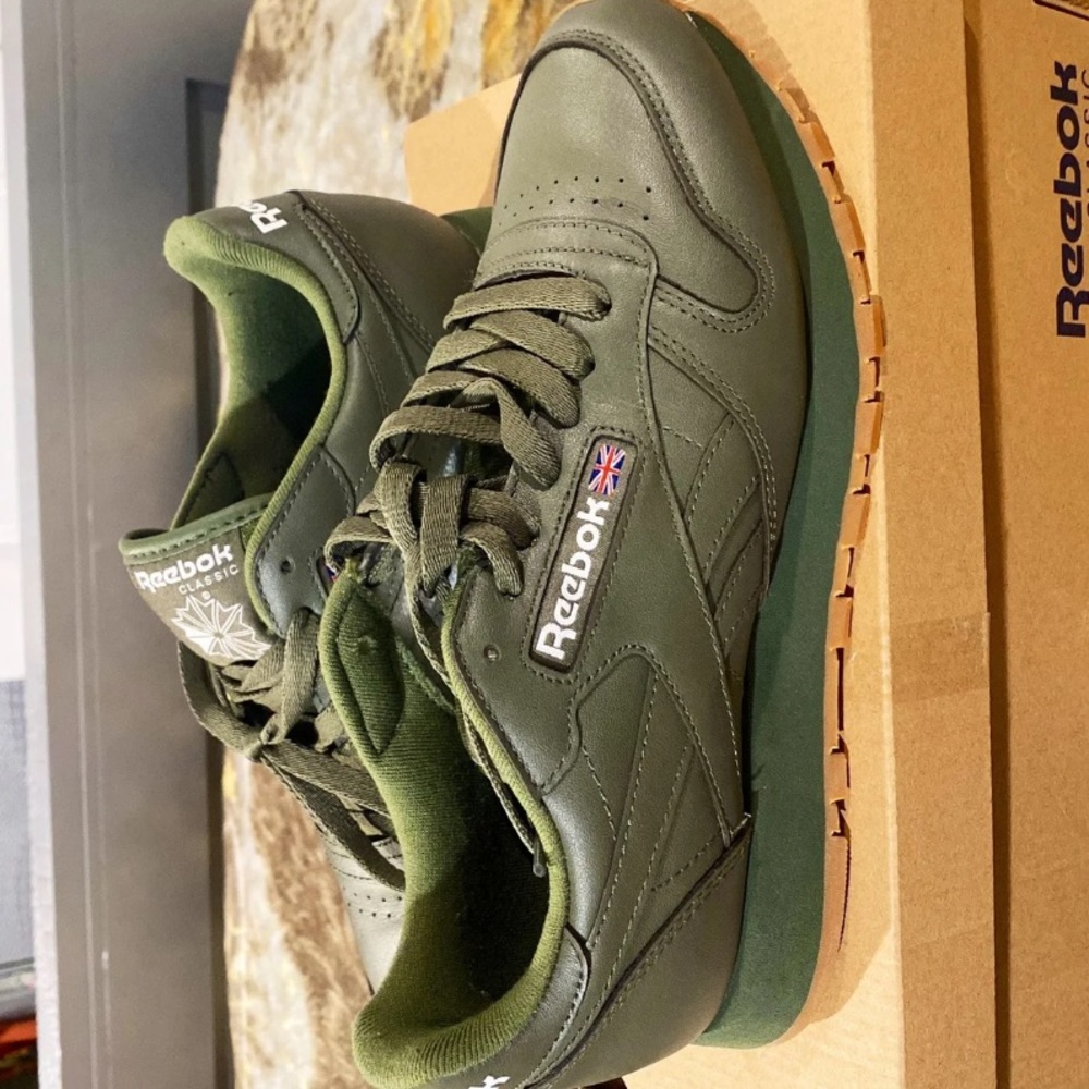 Pair of Reebok Shoes , Size 7.5